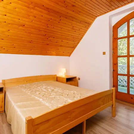 Elisabeth By Interhome Nyaraló *