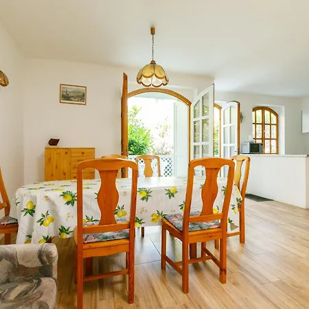 Nyaraló Elisabeth By Interhome