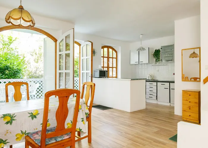 Elisabeth By Interhome *